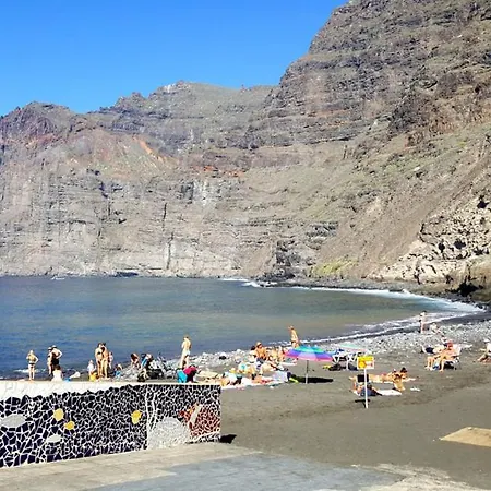 Panoramica Gigantes Sea View Apartman